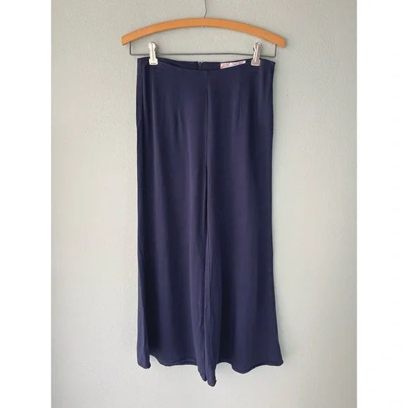Band of Gypsies | Navy Flare Capri Culotte Pants - Picture 2 of 8